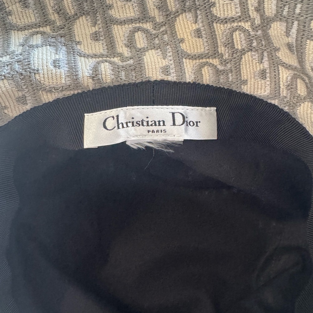 Dior Cream and Gray Monogram Bucket Hat - Picture 6 of 7
